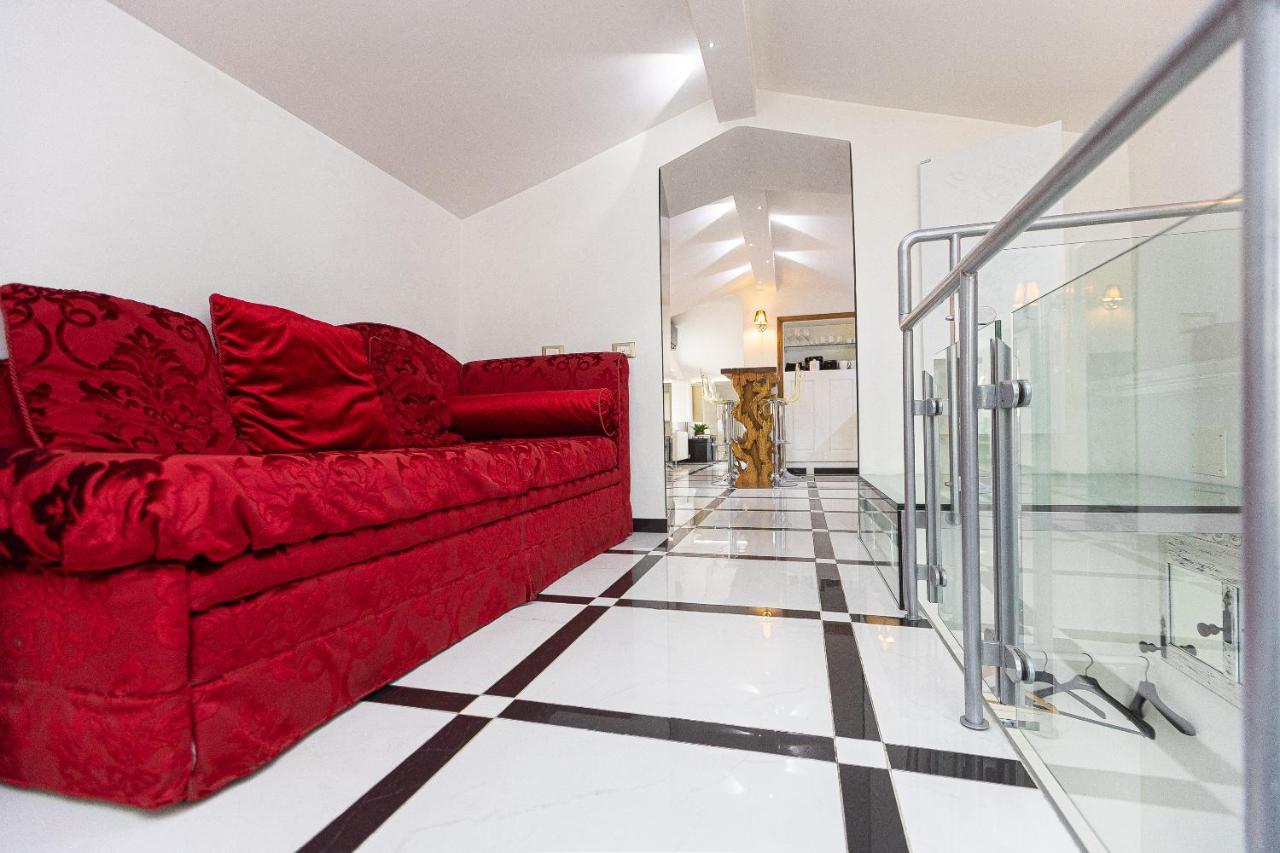 Star Home By Rental In Рим Экстерьер фото